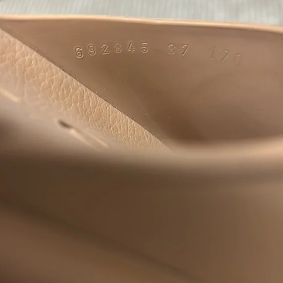 Gucci slides - Picture 4 of 4